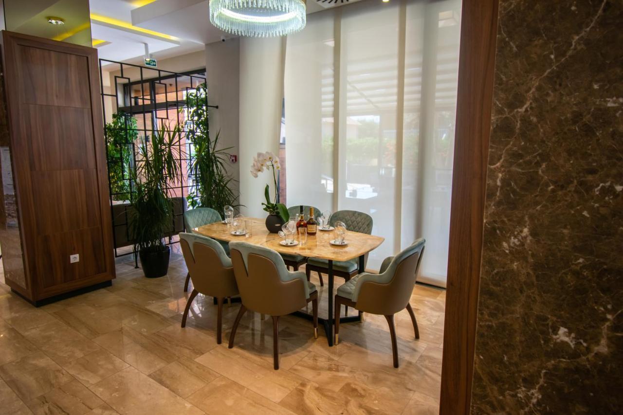 Hotel Hills Ulcinj Extérieur photo