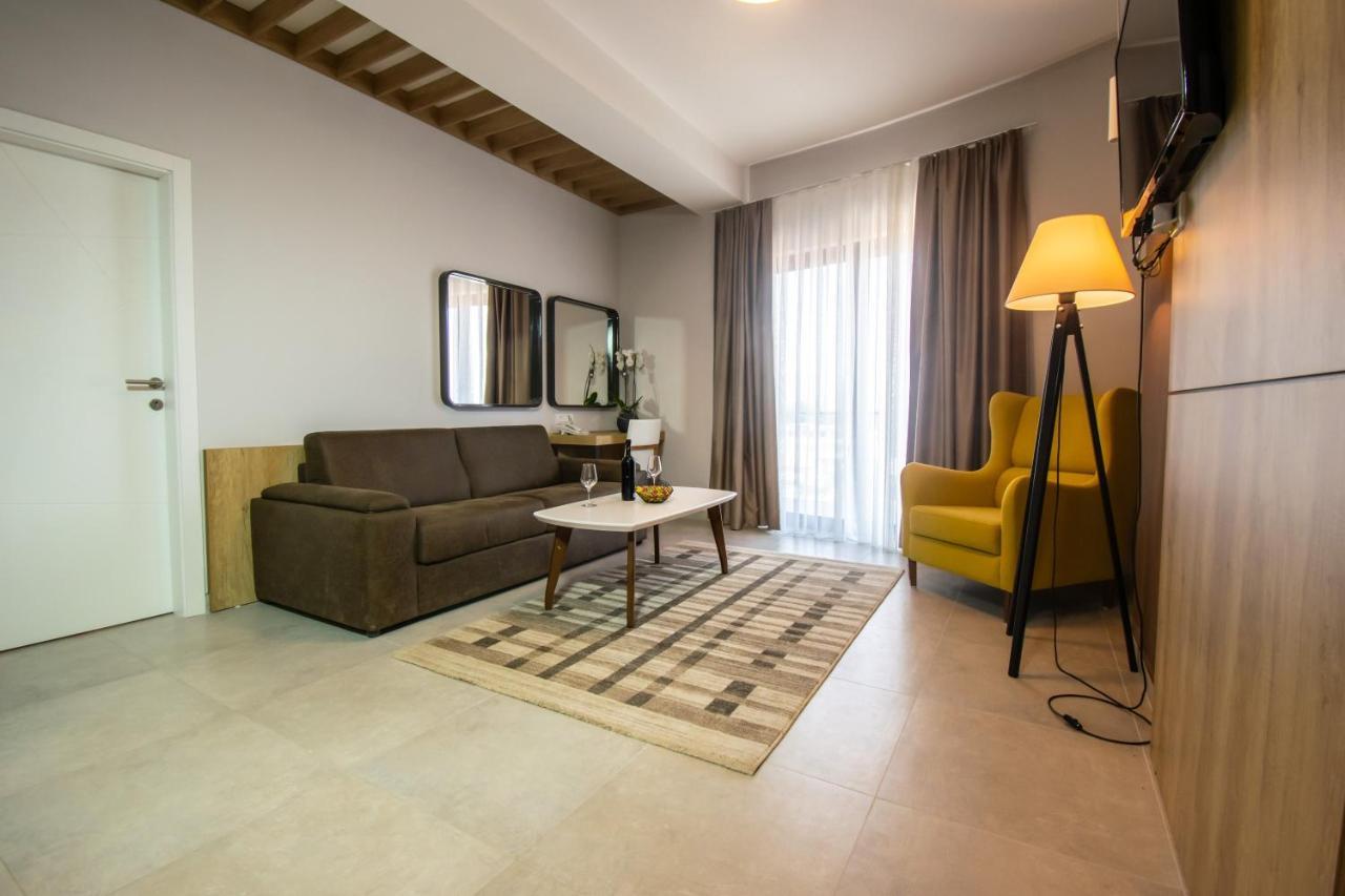 Hotel Hills Ulcinj Extérieur photo