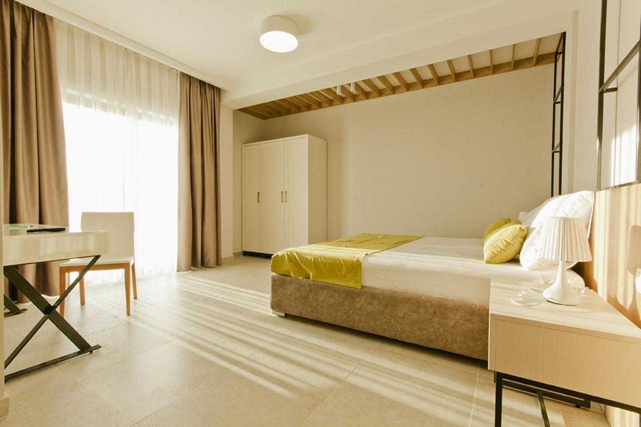 Hotel Hills Ulcinj Extérieur photo